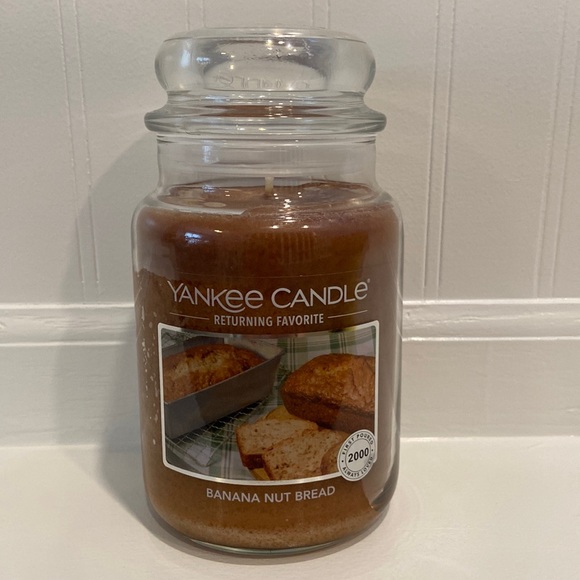 Yankee Candle ‘Banana Nut Bread’ 🍌🍞 candle 🕯